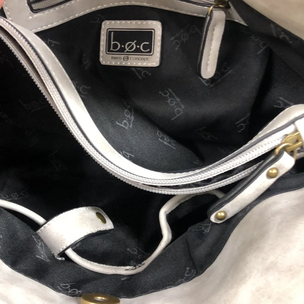 b.o.c gray purse‎